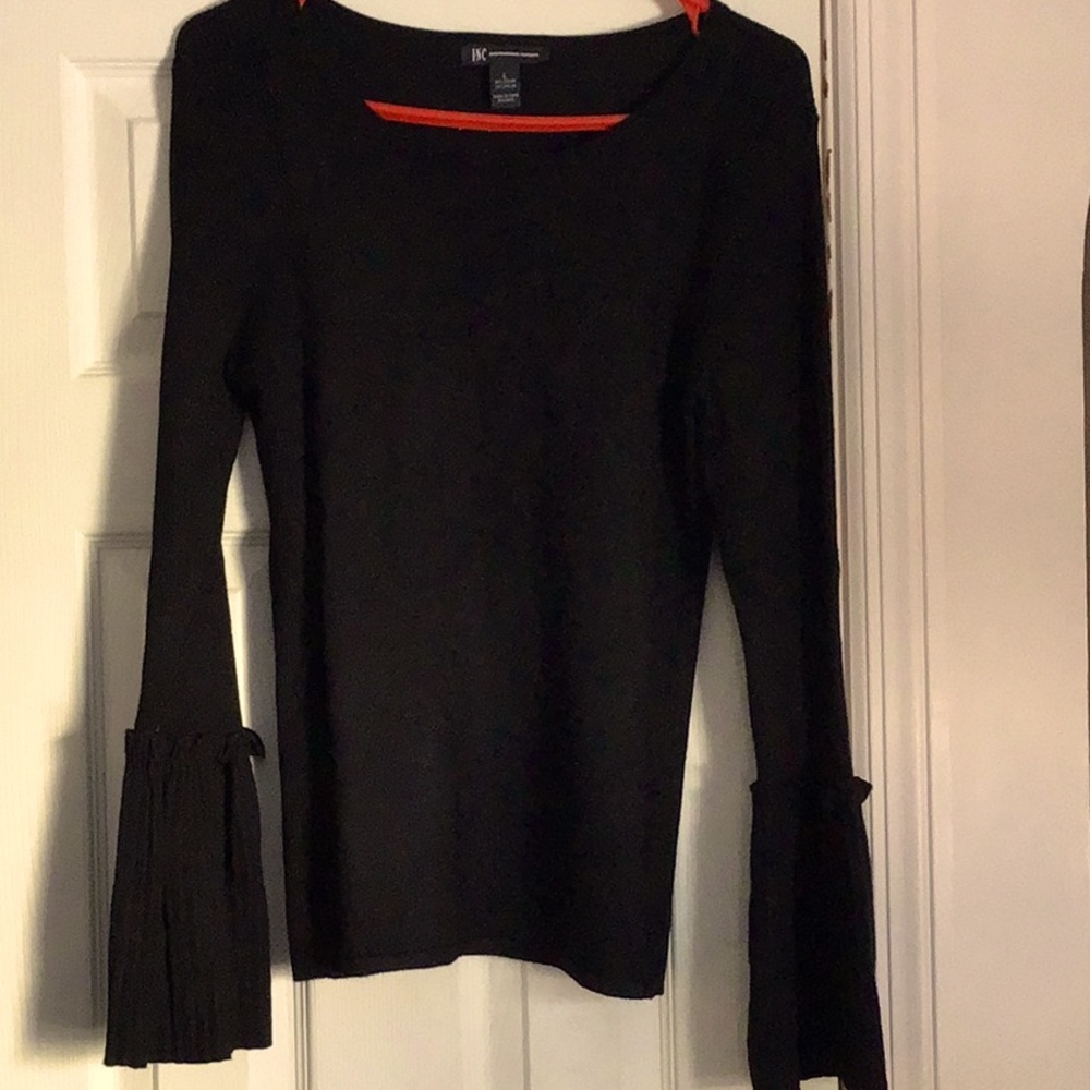 Women’s sweater